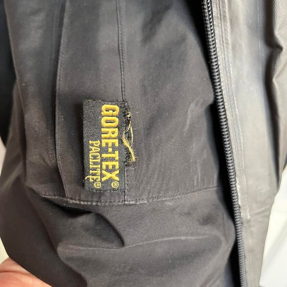 Gore-Tex Men’s Black Charcoal Performance Shell Jacket (Size L) - Picture 5 of 5